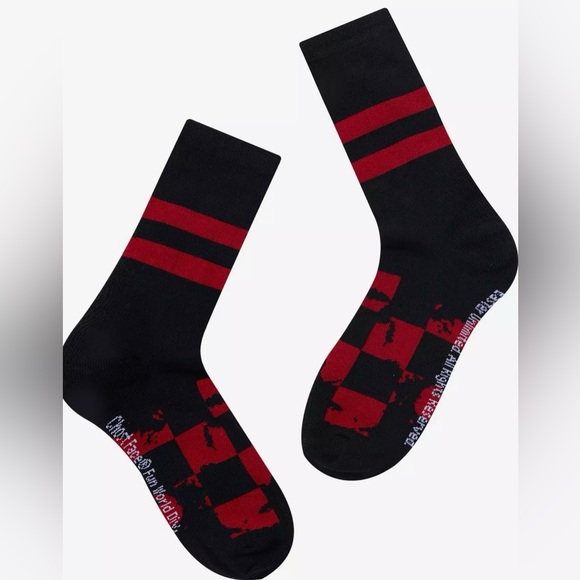 Scream Ghost Face Chibi Bundle: Enamel Pin and Crew Socks - Picture 5 of 16